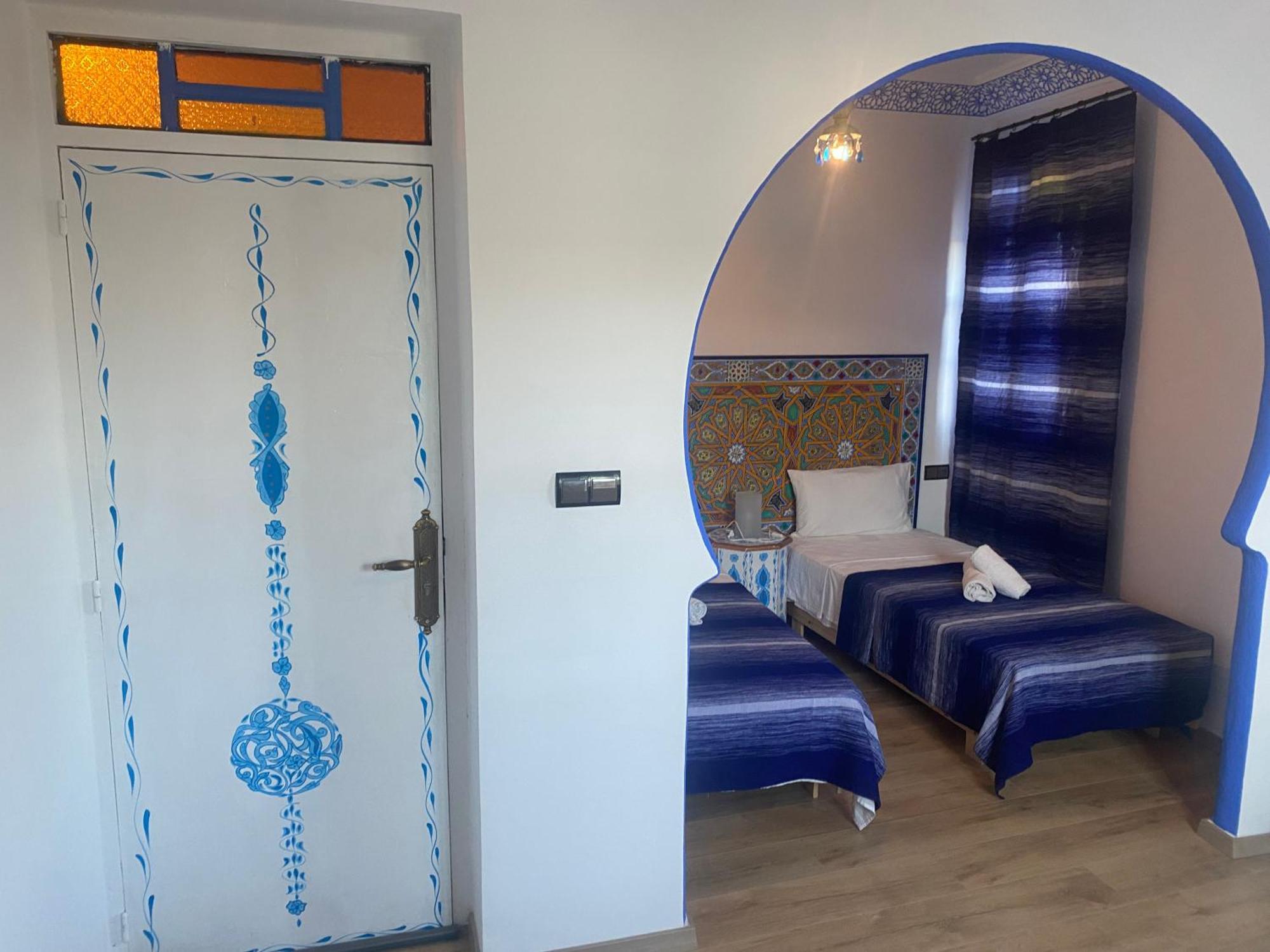 Hotel Marrakech Чефчауен Екстериор снимка